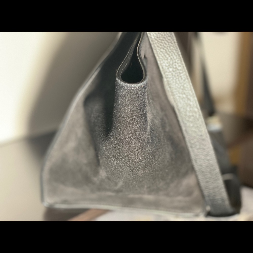 Celine Medium Trapeze Bag - Picture 4 of 6